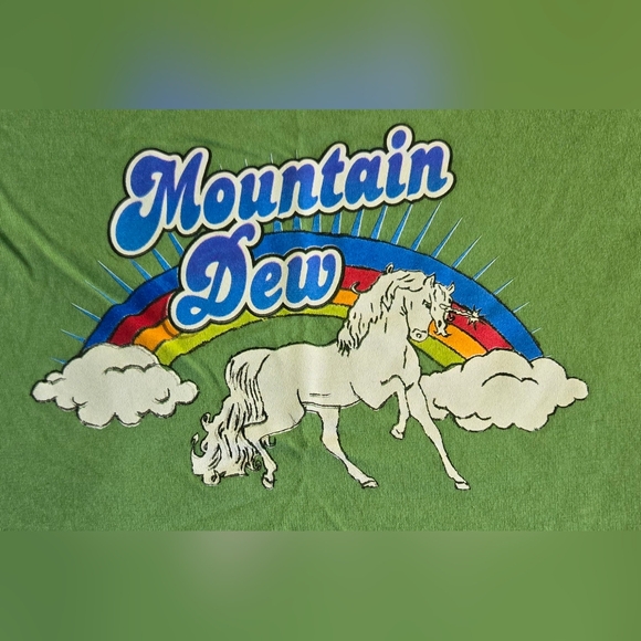 JUNIORS LARGE MT. DEW UNICORN TEE - Picture 2 of 6
